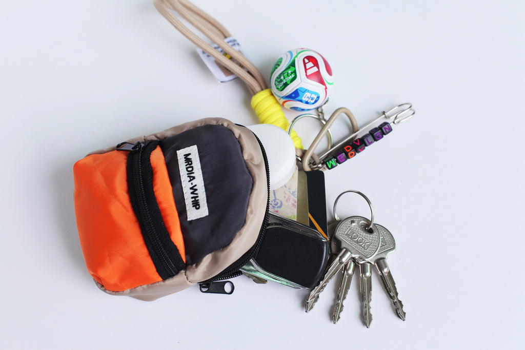 2026World Cup Soccer Themed Keychain with Lanyard, Mini Football, Trophy Charm ，Sports Fan Bag Accessory