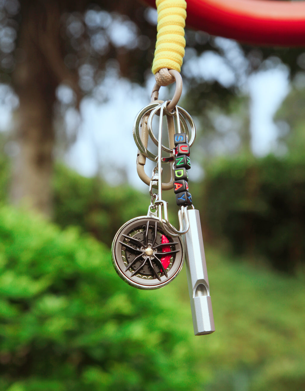 Spinning Wheel Keychain with Whistle – Custom Letters, Sports Fidget, Football Backpack Charm, Fun Gift for Teens & Adults