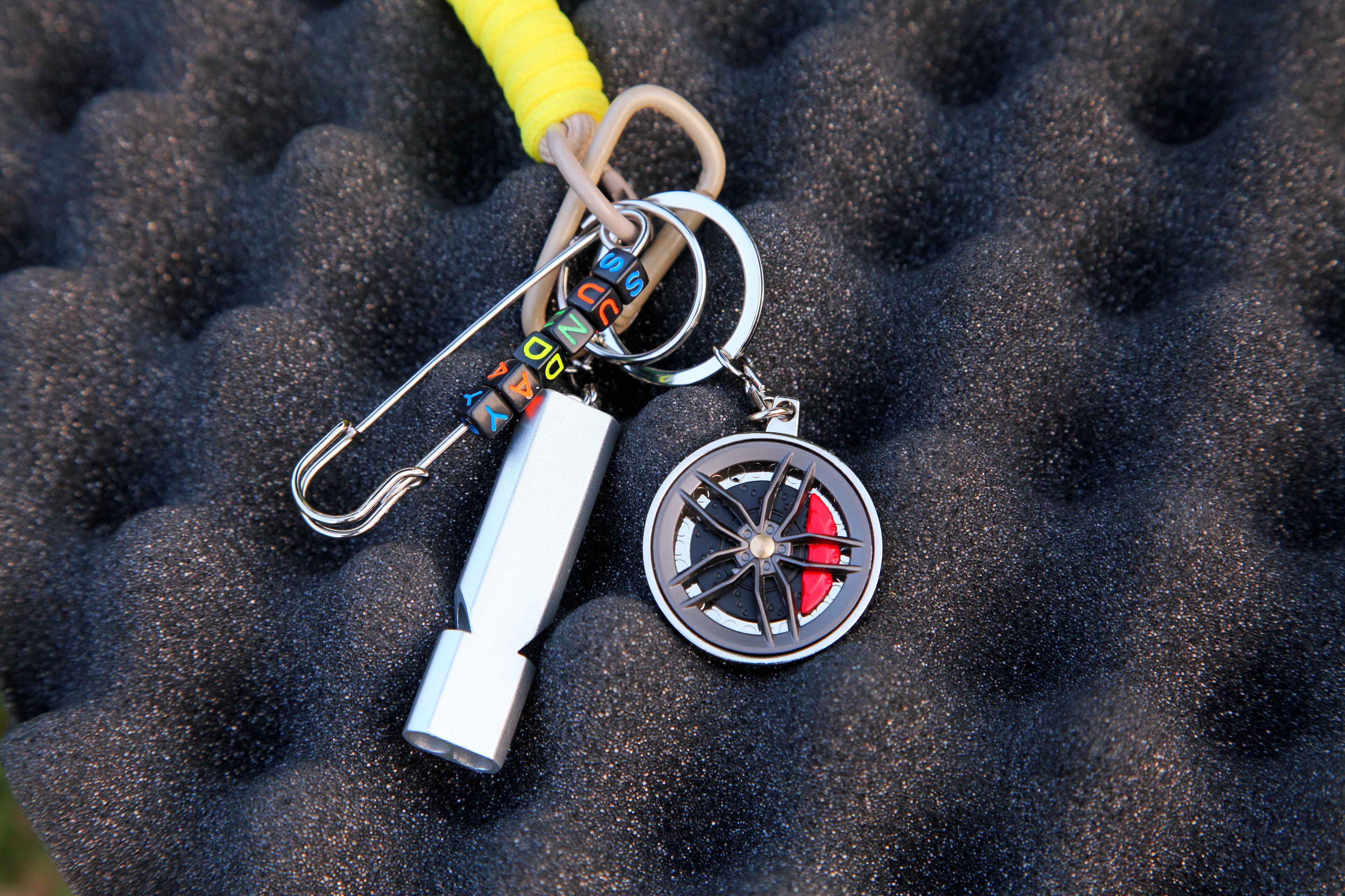 Spinning Wheel Keychain with Whistle – Custom Letters, Sports Fidget, Football Backpack Charm, Fun Gift for Teens & Adults