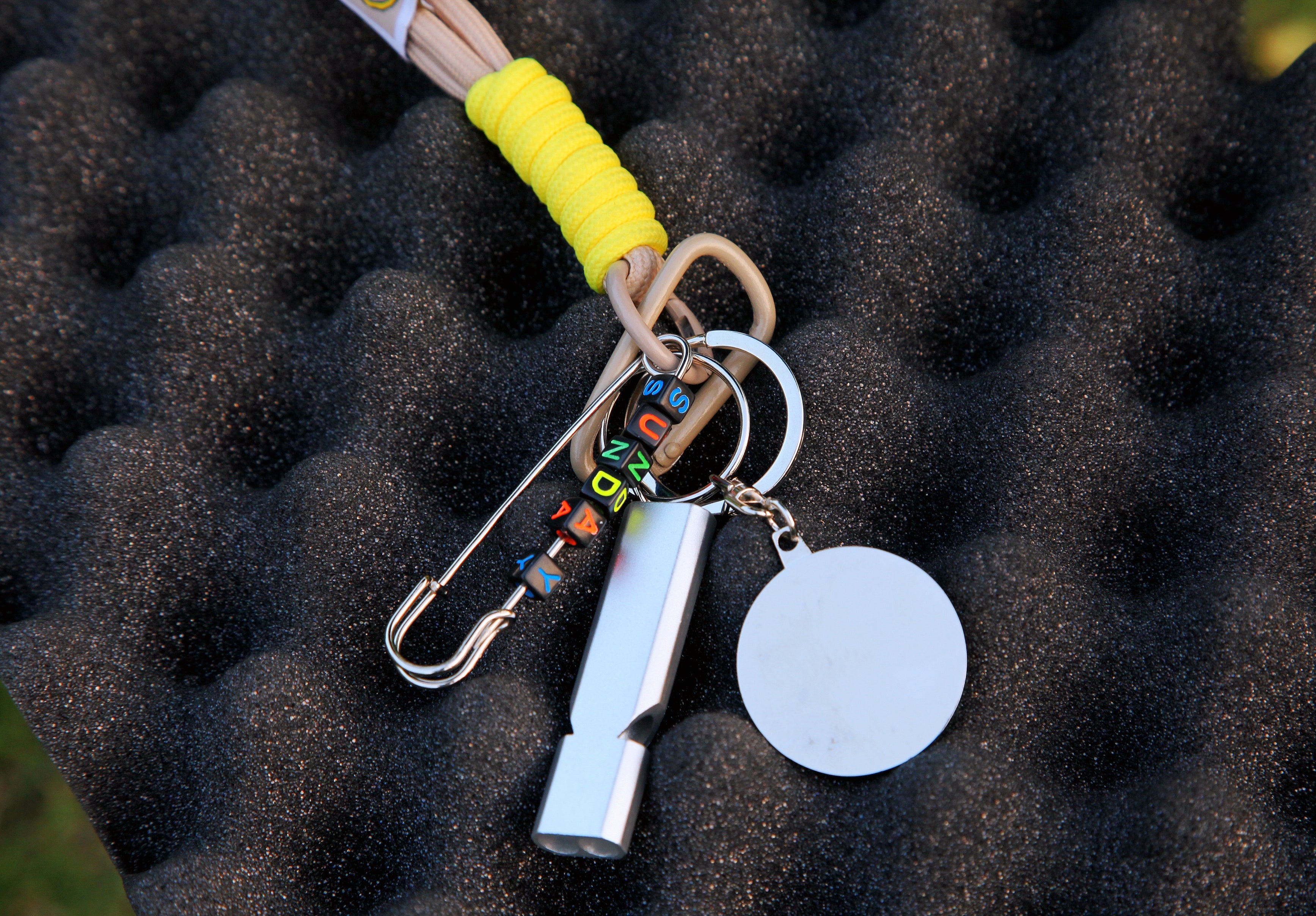 Spinning Wheel Keychain with Whistle – Custom Letters, Sports Fidget, Football Backpack Charm, Fun Gift for Teens & Adults